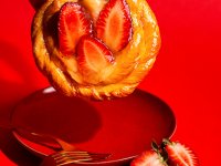 Drożdżówka z Truskawkami 140 g